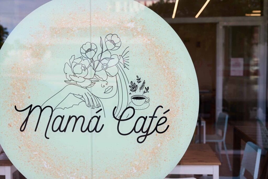 Fotografía de interiores de restaurantes - Mamá Café